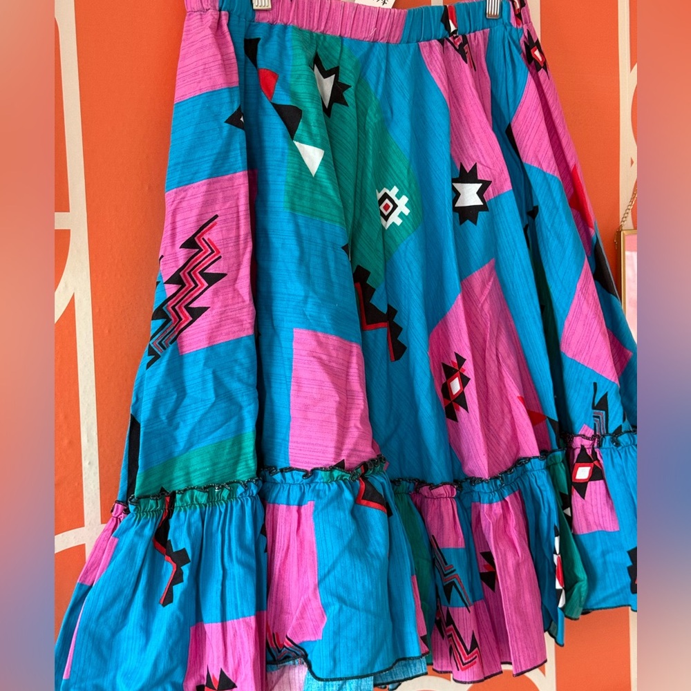 Colorful Geometric Patterned Skirt - Picture 4 of 4